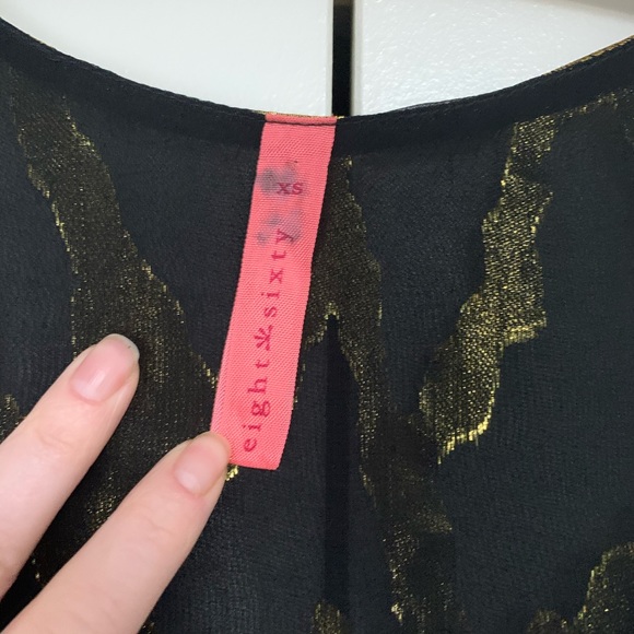 ❤️Eight Sixty Metallic Gold and Black Blouse XS - Picture 2 of 4